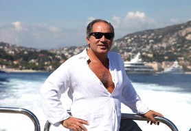 „Putin este Satana”. Cum trei oligarhi ruși au scăpat de sancțiunile UE
